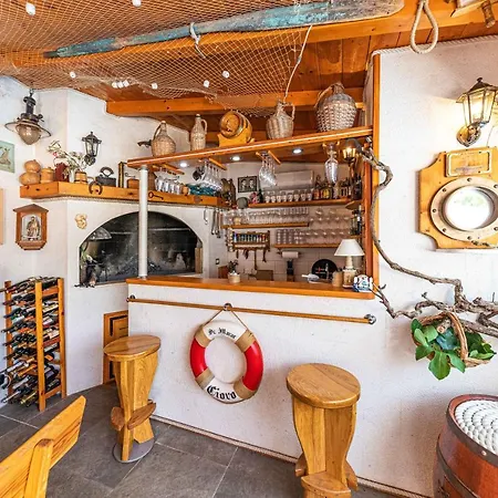 Nea Leona Διαμέρισμα Τρογκίρ