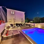 Nea Leona Apartment Trogir