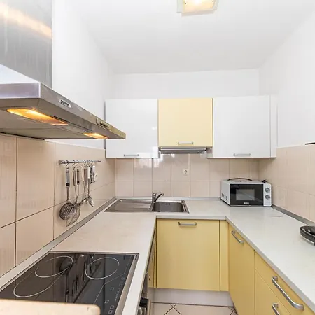 Apartment Nea Leona Trogir