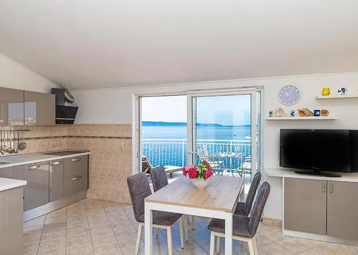Nea Leona Apartament Trogir