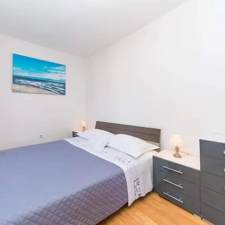 Nea Leona Lägenhet Trogir